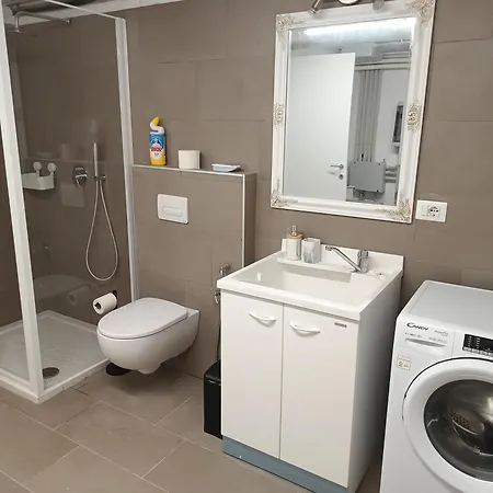 Lakе Maggiorе Gеm Landana Интра